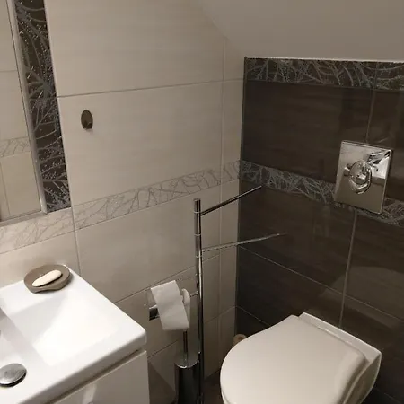 Anna * مينزفوجة